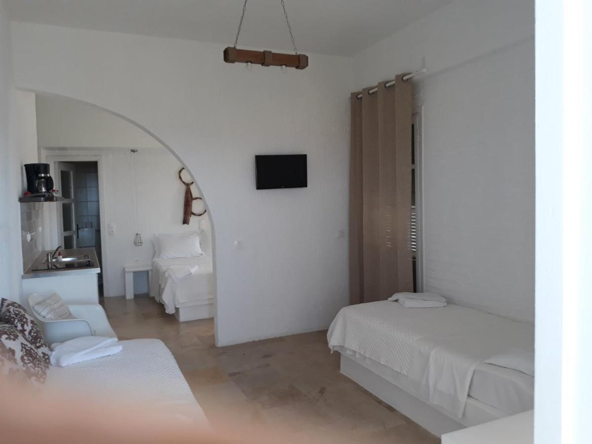 Nora Norita Aparthotel Batsi  Bagian luar foto