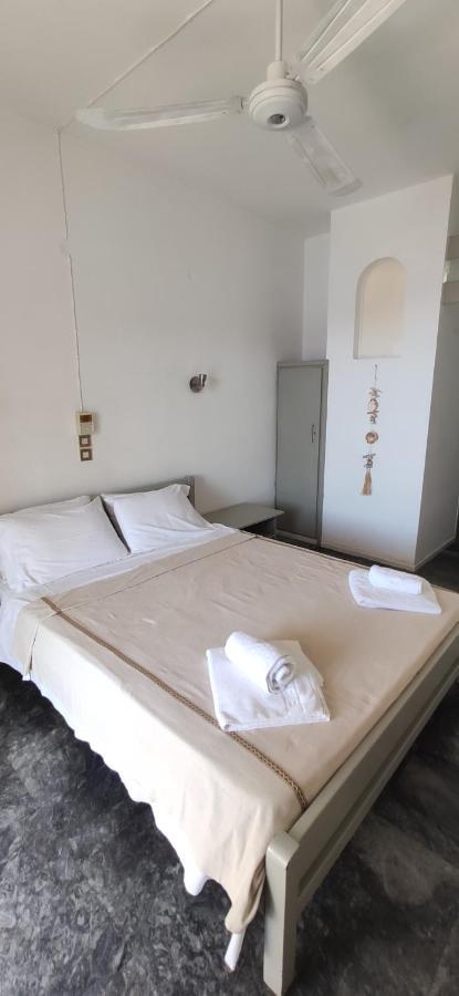 Nora Norita Aparthotel Batsi  Bagian luar foto