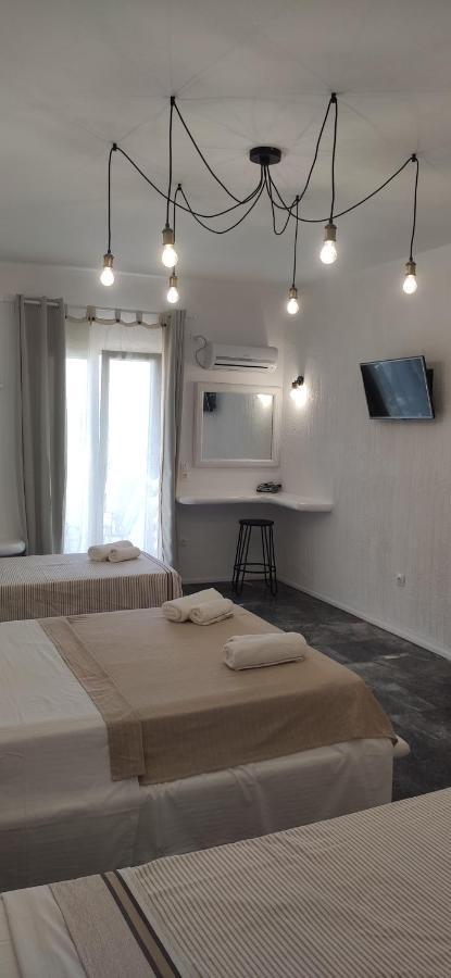 Nora Norita Aparthotel Batsi  Bagian luar foto