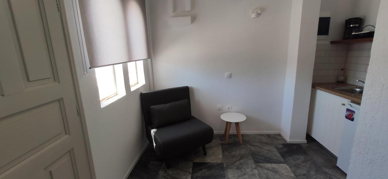 Nora Norita Aparthotel Batsi  Bagian luar foto