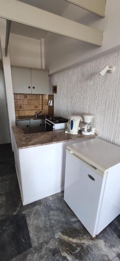 Nora Norita Aparthotel Batsi  Bagian luar foto